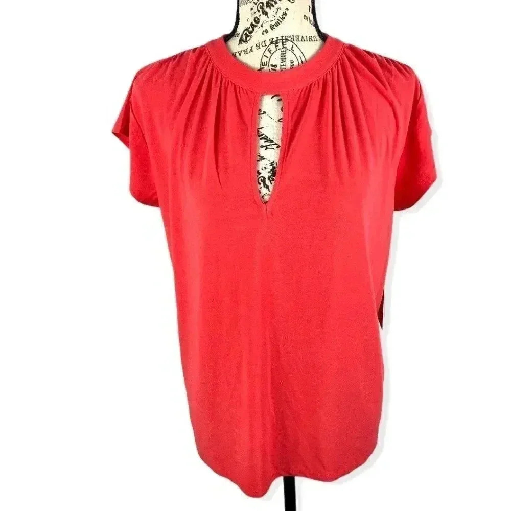 Halogen keyhole high neck top